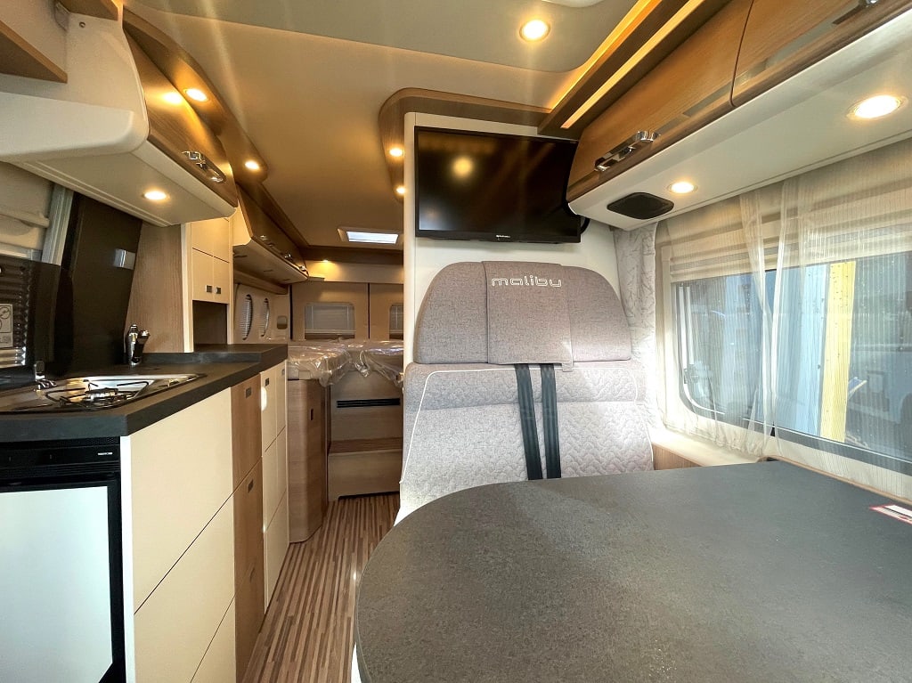 Malibu First class - two rooms GT skyview LE RB  - Automatic