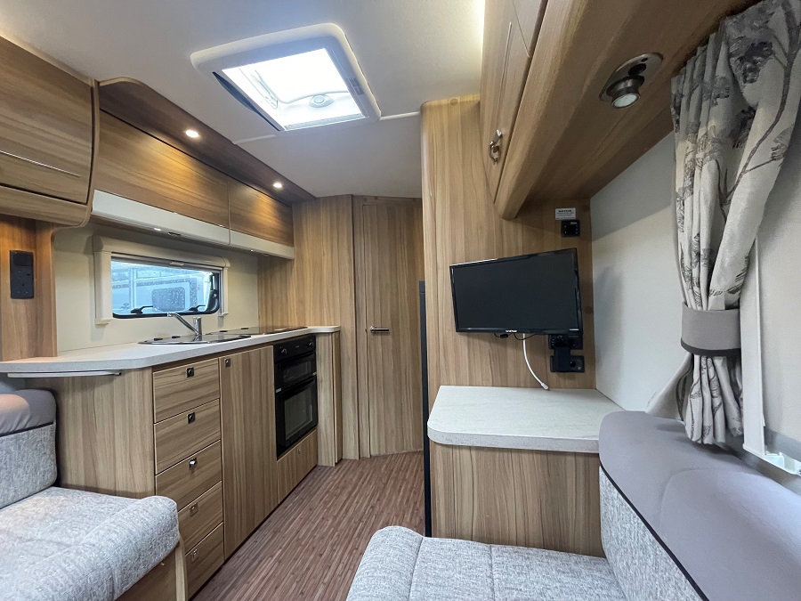 Elddis Autoquest 175