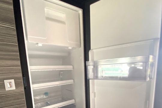 hillside-hopton-interior-fridge.jpg