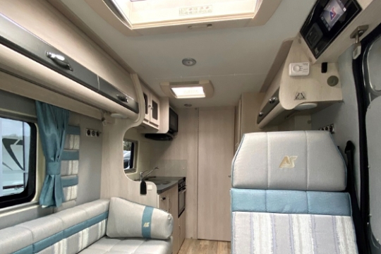 auto-sleepers-kemerton-xl-interior-to-rear.jpg