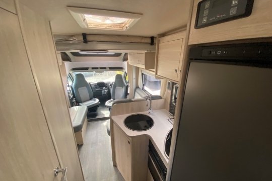 auto-trail-f70-interior-to-front.jpg