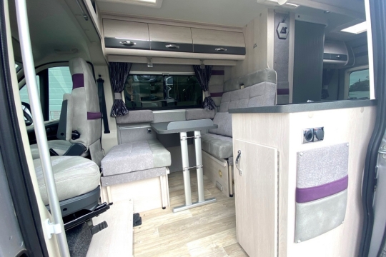 auto-sleepers-fairford-interior-dinette.jpg