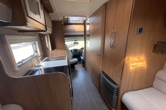 auto-trail-imala-625-interior-to-front.jpg