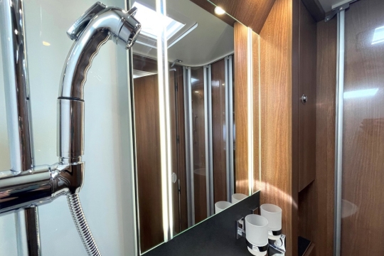 carthago-c-compactline-i-141-le-interior-shower-view.jpg