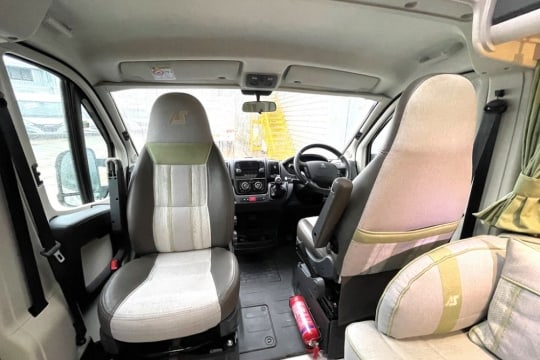 auto-sleepers-kingham-interior-cab.jpg