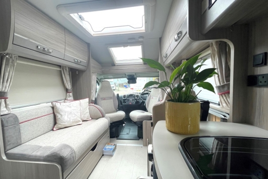 elddis-majestic-155-interior-to-front.jpg