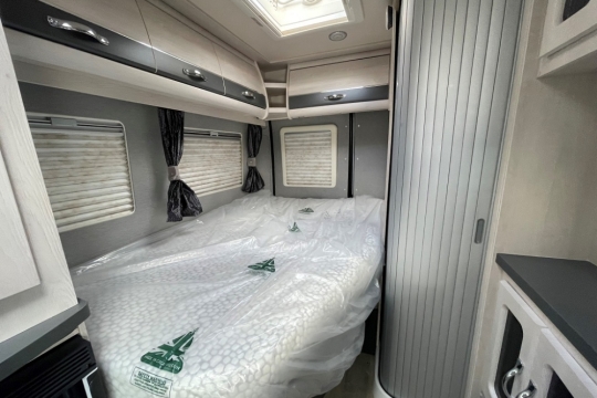 auto-sleepers-kingham-interior-bed.jpg