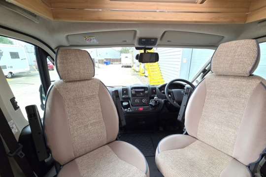 elddis-accordo-120-interior-cab-seats.jpg