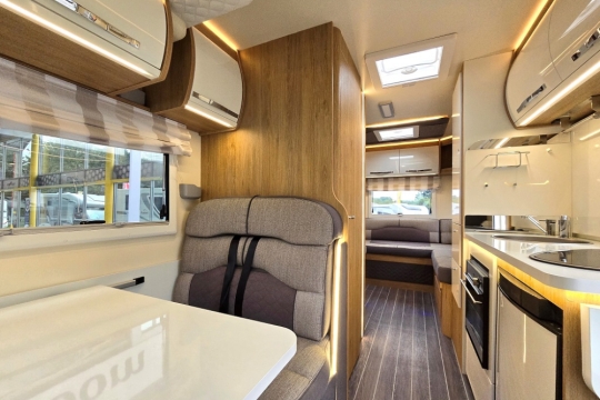 rollerteam-autoroller-747-interior-dinette-to-rear.jpg