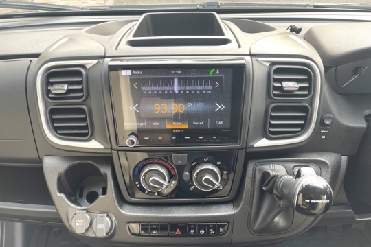 Etrusco-cv-600-db-interior-dash.jpg