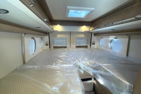 malibu-first-class-GT-skyroom-640-le-rb-interior-bedroom.jpg