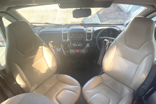 auto-trail-commanche-interior-cab-seats.jpg