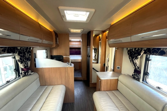 auto-trail-commanche-interior-to-rear.jpg