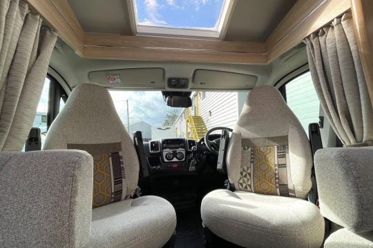 elddis-evolution-175-interior-cab-seats.jpg