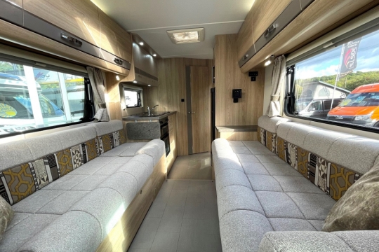 elddis-evolution-175-interior-to-rear.jpg