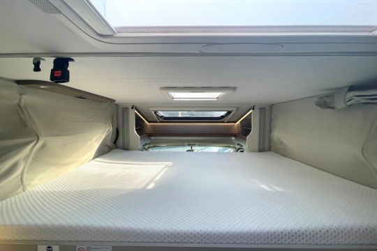 dethleffs-t7057-dbl-interior-drop-down-bed.jpg