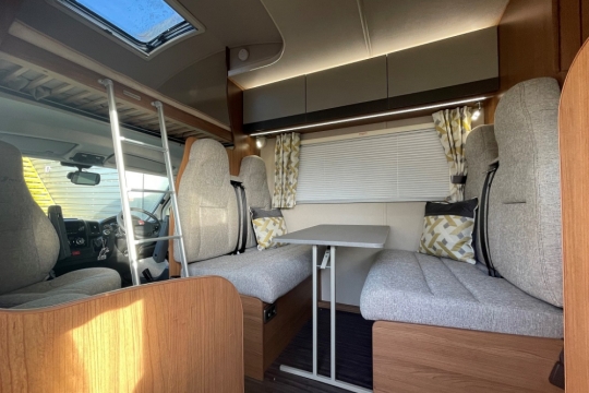 auto-trail-tribute-t736g-interior-front-seating.jpg