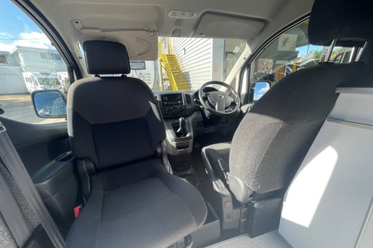 nissan-nv200-acenta-dci-interior-cab-seats.jpg