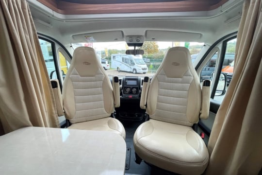 carado-t449-interior-cab-seats.jpg