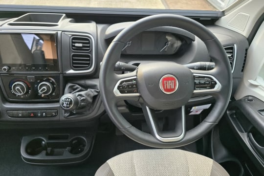 auto-trail-v-line-635-sport-interior-dash.jpg