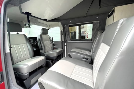 vw-autohaus-camelot-interior-seats-bed.jpg