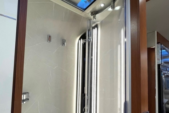 carthago-liner-for-two-I53-interior-shower.jpg