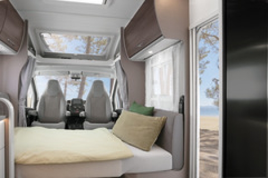 Etrusco-interior-front-bed.jpg