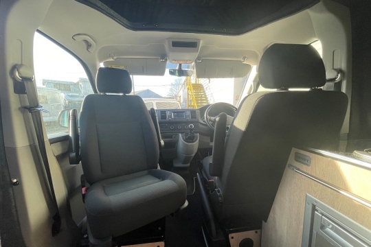 vw-transporter-denby-balmoral-interior-cab-seats.jpg