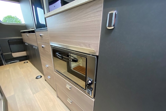 swift-trekker-x-interior-oven-storage.jpg