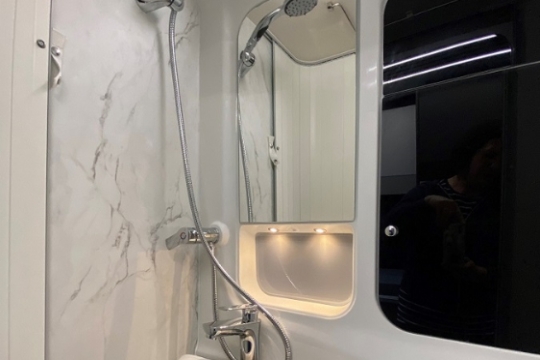 swift-trekker-x-interior-shower.jpg