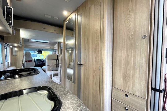 elddis-majestic-196-interior-rear-to-front.jpg