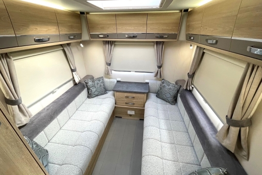 elddis-accordo-120-interior-lounge-beds.jpg