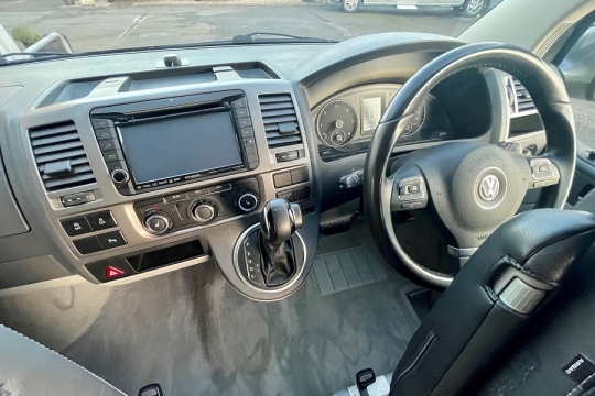 vw-california-ocean-DGS-interior-dashboard.jpg