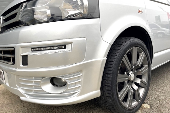 vw-transporter-teahupoo-conversion-exterior-side-detail.jpg