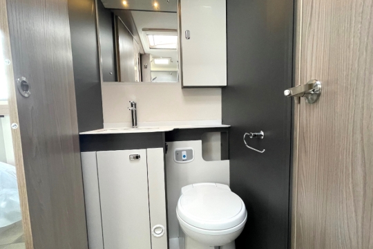 swift-voyager-594-interior-washroom.jpg